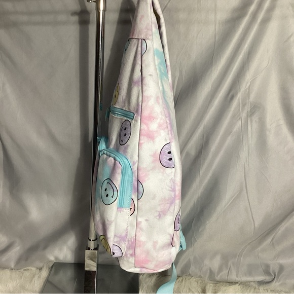 No Boundaries Smiley Faces Tie Dye Sling Pack Backpack - Picture 5 of 9